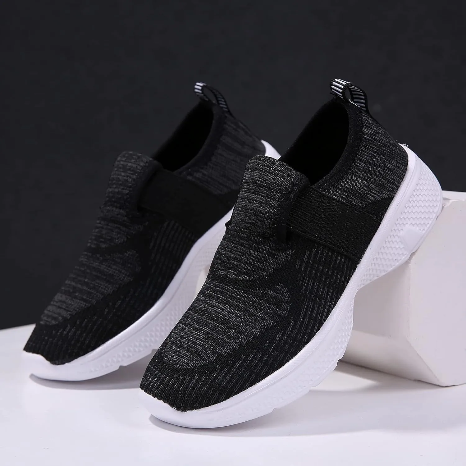 Kids Lightweight Breathable Loafer Walking Shoes Easy Walk Sport Running Sneaker Casual Slip-on Shoe for Boys Girls